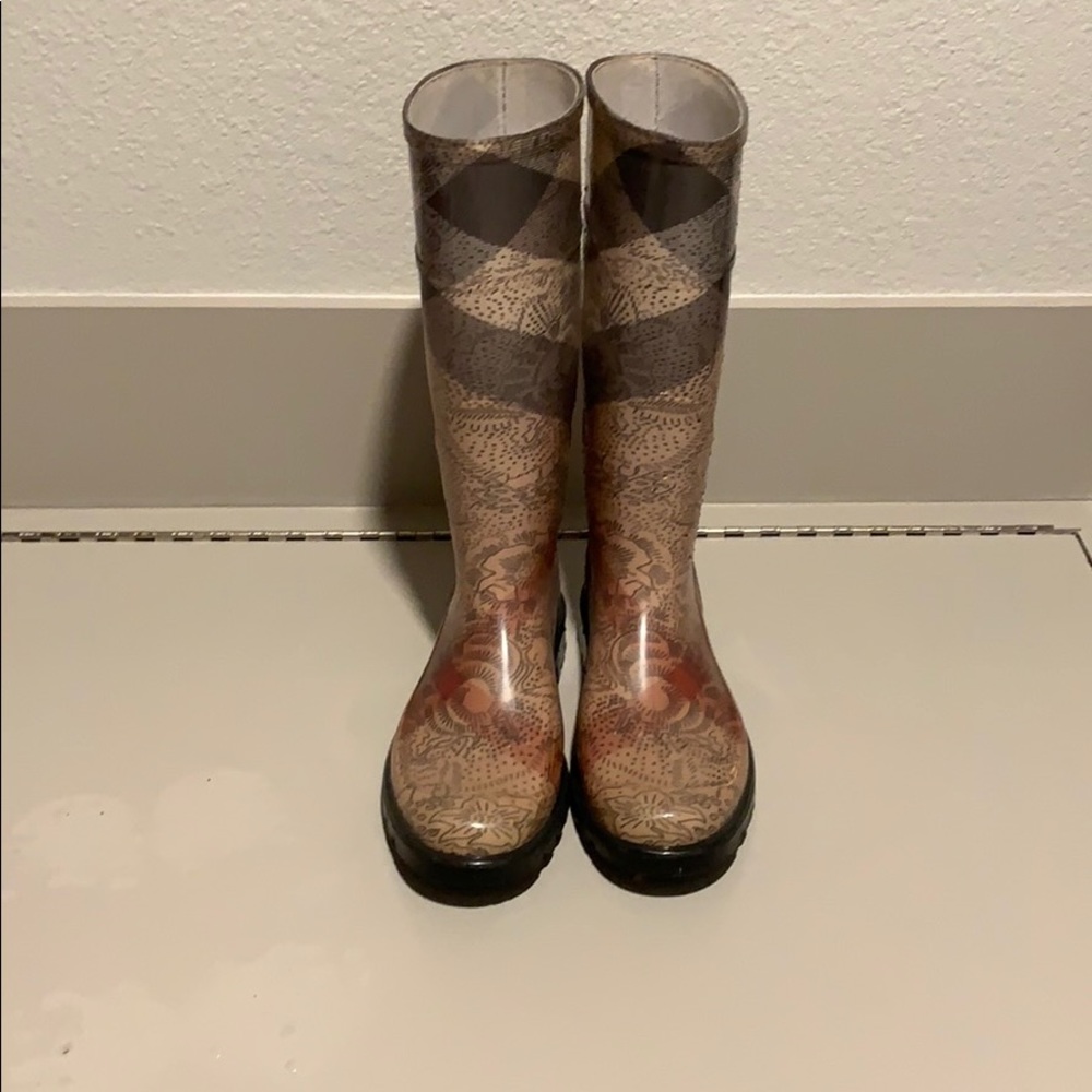Burberry Rainboots